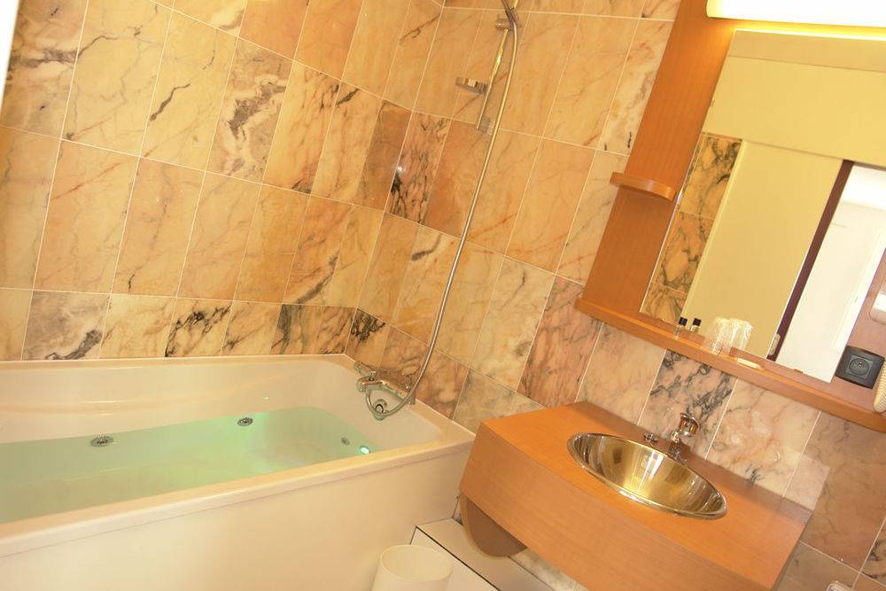 Brit Hotel Rennes Le Castel Dış mekan fotoğraf