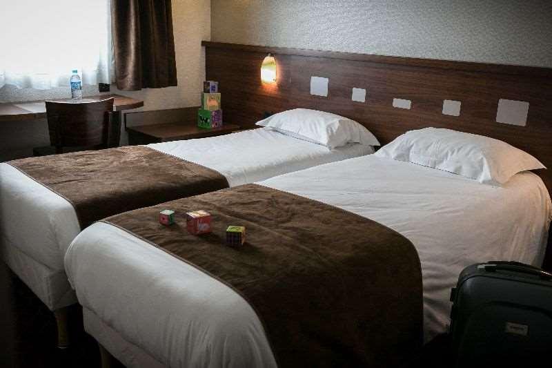 Brit Hotel Rennes Le Castel Oda fotoğraf